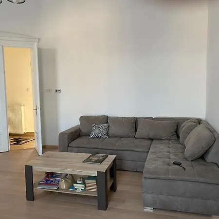 Lejlighed Barni Apartman